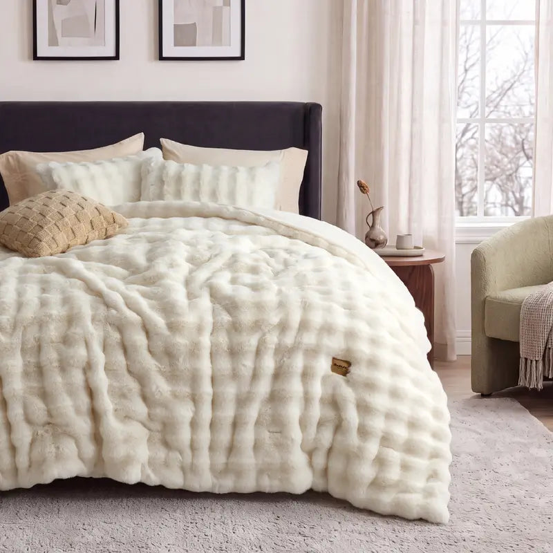 🐰 Faux Rabbit Fur Bubble Comforter Set 3pcs, Soft Jacquard Embroidery All Season Bedding